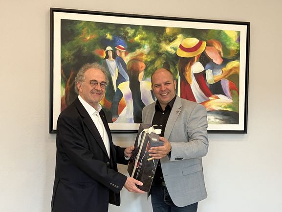 Glückwunsch an Prof. Klaus Kümmerer