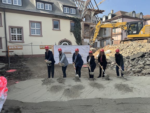 Spatenstich beim AWO Pflegezentrum