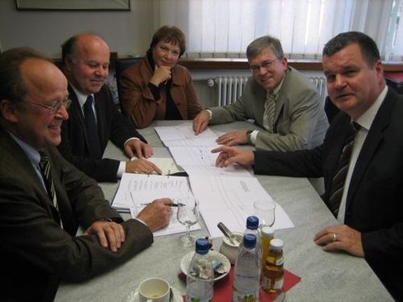 Bürgermeister Matthias Guderjan, MdL Dietmar Bachmann, MdB Sibylle Laurischk, MdL Dieter Ehret  